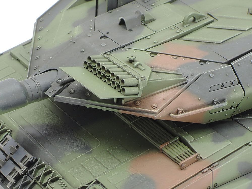 Amazon.com: Tamiya 35271 Leopard 2 A6 Main Battle Tank Toy : Arts